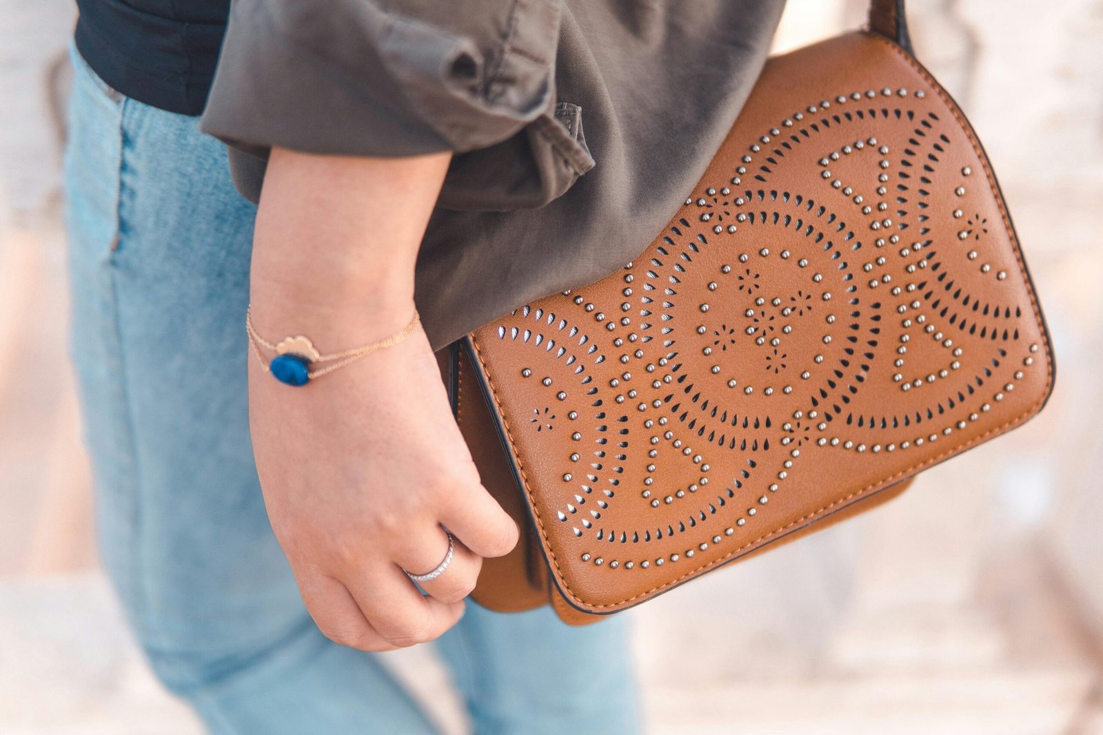 Accessories & Fine Craft Objects