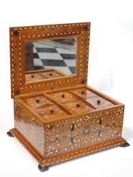 Thuya Wood